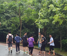 風里雨里，一起看看風景訴友情